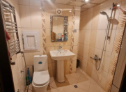 İcarəyə verilir 3 otaqlı 82 m2 köhnə tikili Bakıxanov