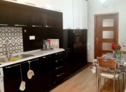 Satılır 4 otaqlı 100 m2 köhnə tikili Əhmədli m.