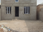 Satılır 5 otaqlı 2 m2 həyət evi Binə
