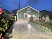 Satılır 4 otaqlı 110 m2 həyət evi Binə