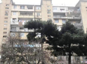 Satılır 3 otaqlı 60 m2 köhnə tikili Bakıxanov