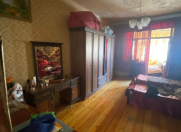 Satılır 3 otaqlı 75 m2 köhnə tikili Qara Qarayev m.