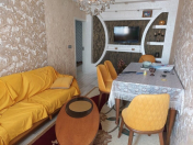 Satılır 3 otaqlı 70 m2 köhnə tikili Əhmədli m.