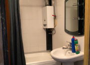 İcarəyə verilir 3 otaqlı 85 m2 köhnə tikili Xalqlar Dostluğu m.