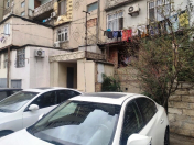 Satılır 3 otaqlı 73 m2 köhnə tikili 8 Noyabr m.