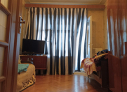 Satılır 3 otaqlı 86 m2 köhnə tikili Xətai r.