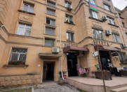 Satılır 3 otaqlı 75 m2 köhnə tikili Bakıxanov