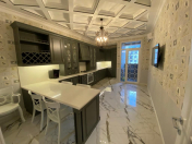 İcarəyə verilir 4 otaqlı 130 m2 yeni tikili Yasamal r.