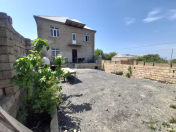 Satılır 7 otaqlı 240 m2 həyət evi Hökməli