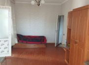 İcarəyə verilir 1 otaqlı 45 m2 köhnə tikili Azadlıq prospekti m.