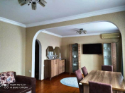 Satılır 5 otaqlı 100 m2 köhnə tikili 8 km