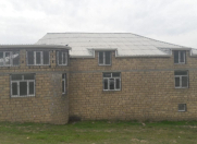 Satılır 4 otaqlı 230 m2 həyət evi Qobu