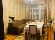 Satılır 3 otaqlı 120 m2 yeni tikili Əhmədli m.