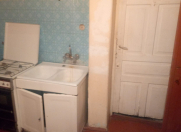 İcarəyə verilir 2 otaqlı 70 m2 həyət evi Nizami m.