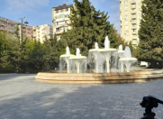Satılır 3 otaqlı 150 m2 yeni tikili Heydər Əliyev Mərkəzi