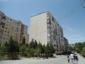 Satılır 3 otaqlı 80 m2 yeni tikili Çiçək