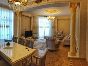 İcarəyə verilir 3 otaqlı 160 m2 yeni tikili Ağ şəhər