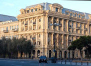 Satılır 3 otaqlı 115 m2 köhnə tikili Sahil m.