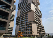 Satılır 4 otaqlı 178 m2 yeni tikili Yasamal r.