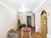 Satılır 1 otaqlı 50 m2 köhnə tikili Gənclik m.