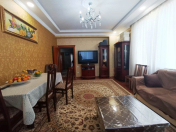 Satılır 4 otaqlı 140 m2 yeni tikili 9 mkr