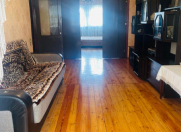 Satılır 4 otaqlı 91 m2 köhnə tikili Yeni Yasamal