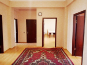 Satılır 4 otaqlı 155 m2 yeni tikili Bayıl