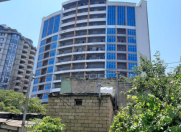 Satılır 3 otaqlı 170 m2 yeni tikili Nizami m.