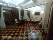 Satılır 4 otaqlı 115 m2 köhnə tikili Xalqlar Dostluğu m.