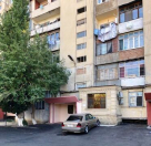 Satılır 4 otaqlı 100 m2 köhnə tikili Bakıxanov