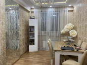 Satılır 3 otaqlı 100 m2 yeni tikili Əhmədli m.