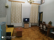İcarəyə verilir 3 otaqlı 66 m2 köhnə tikili Nizami m.