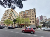 Satılır 3 otaqlı 137 m2 yeni tikili 4 mkr