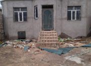 Satılır 3 otaqlı 200 m2 həyət evi Y.Ramana