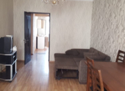 İcarəyə verilir 2 otaqlı 70 m2 köhnə tikili Metropark