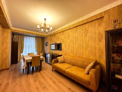 Satılır 3 otaqlı 90 m2 yeni tikili Əhmədli m.