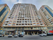 Satılır 3 otaqlı 130 m2 yeni tikili Şah İsmayıl Xətai m.