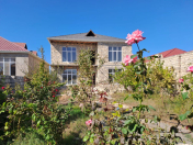 Satılır 6 otaqlı 240 m2 bağ evi Mərdəkan
