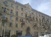 Satılır 3 otaqlı 75 m2 köhnə tikili Sahil m.