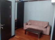 Satılır 14 otaqlı 450 m2 obyekt 1 mkr