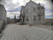 Satılır 7 otaqlı 300 m2 həyət evi Binə
