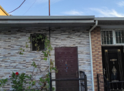 Satılır 3 otaqlı 72 m2 həyət evi Zabrat 1