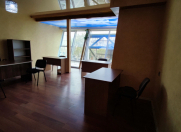 İcarəyə verilir 1 otaqlı 35 m2 ofis 28 Mall