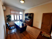 İcarəyə verilir 4 otaqlı 160 m2 obyekt Nərimanov r.