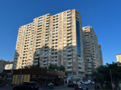 Satılır 3 otaqlı 96 m2 yeni tikili Şah İsmayıl Xətai m.