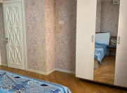 İcarəyə verilir 3 otaqlı 90 m2 köhnə tikili Sahil m.