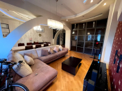 Satılır 4 otaqlı 140 m2 yeni tikili Qara Qarayev m.