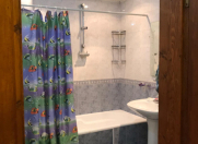 İcarəyə verilir 3 otaqlı 115 m2 yeni tikili Ayna Sultanova heykəli