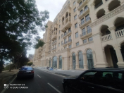 Satılır 3 otaqlı 195 m2 yeni tikili Səbail r.