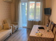 İcarəyə verilir 2 otaqlı 50 m2 köhnə tikili Avropa otel